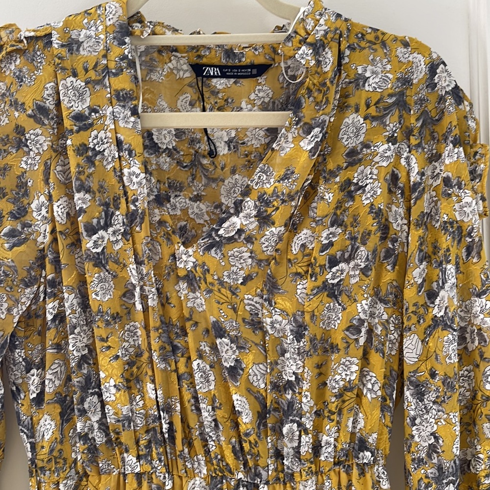 Zara yellow floral midi dress - Picture 3 of 4